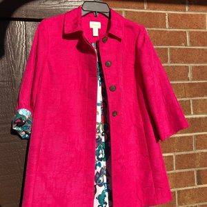 Chico’s size 0 (S-4) jacket. Versatile, lightweight, like new. Deep pockets!